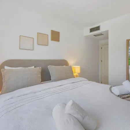 Luxury 2br Near Puerto Banus W Sea Views